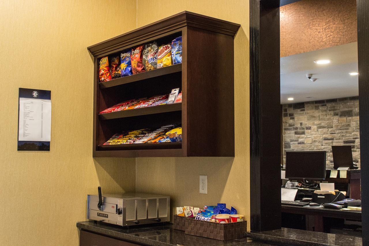 Cobblestone Hotel & Suites - Stevens Point Dış mekan fotoğraf